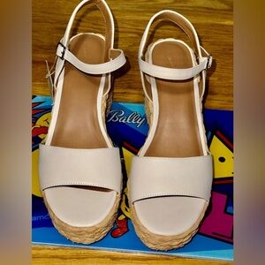 Women New Universal Thread Wedge Sandals Size US 8.5